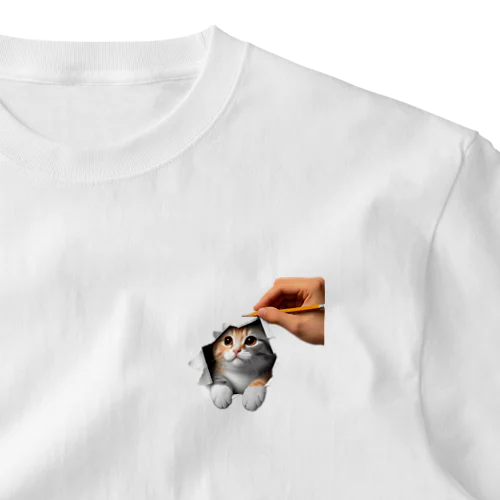 猫が出てくる One Point T-Shirt