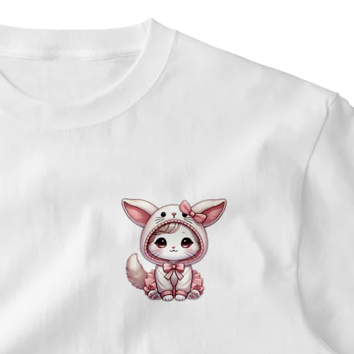 可愛いウサギ風フードのキュートな子猫 ワンポイントTシャツ