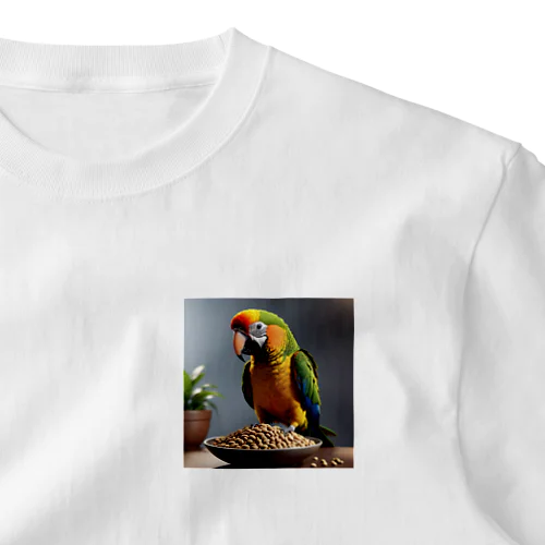 お食事中のインコ ワンポイントTシャツ