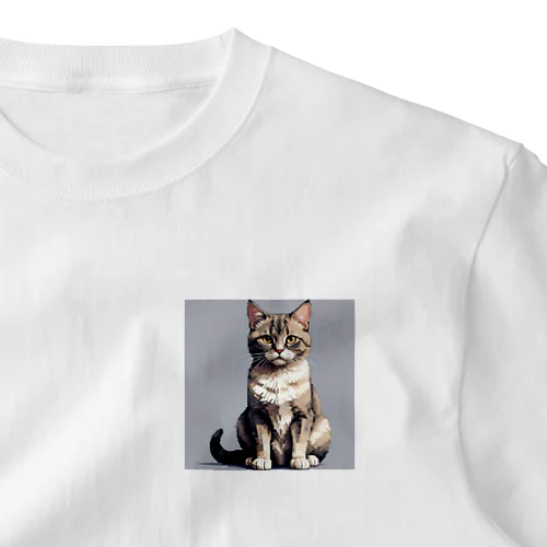 座っている猫 ワンポイントTシャツ