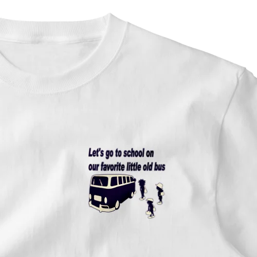 スクールバスと少年たち One Point T-Shirt