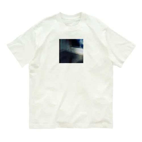 暗い部屋 Organic Cotton T-Shirt