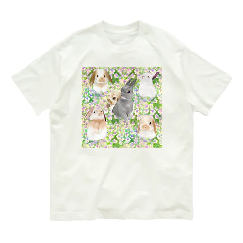 パンジーのお花畑とかわいいうさぎたちのシームレスパターンイラスト Organic Cotton T-Shirt