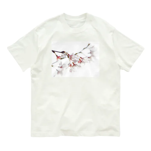 春の訪れを告げる美しい桜の花びら オーガニックコットンTシャツ