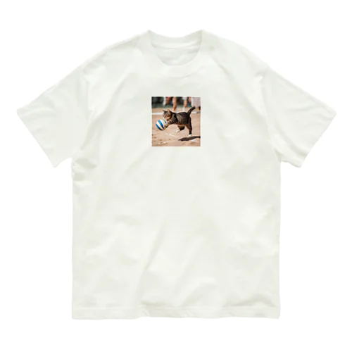 バレーボールをする猫 Organic Cotton T-Shirt