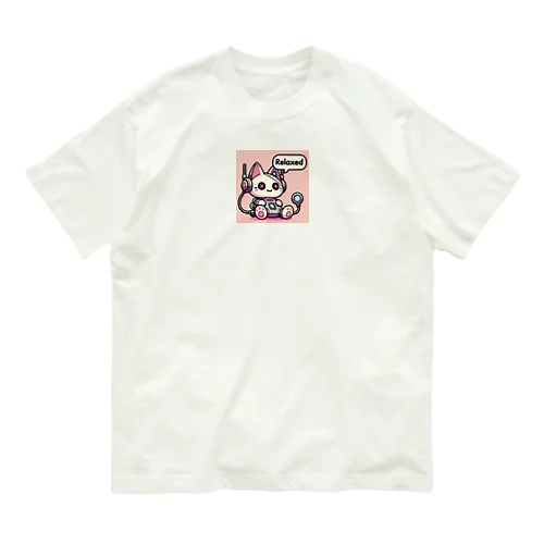 リラックスするサイバーパンクな猫 オーガニックコットンTシャツ