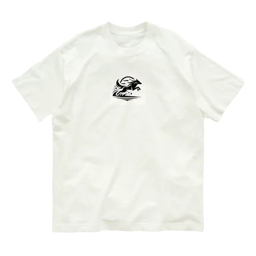 獲物を狩るオオカミ オーガニックコットンTシャツ