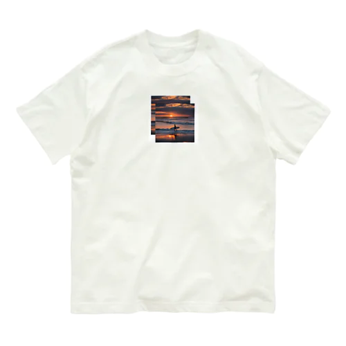 夕日とサーファー Organic Cotton T-Shirt