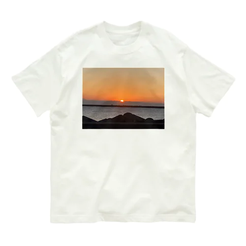 海に輝く朝日 オーガニックコットンTシャツ