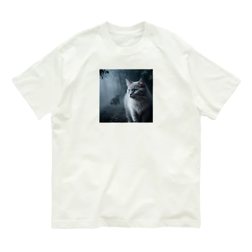 「境界を見つめる猫の眼差し」 Organic Cotton T-Shirt