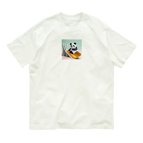 滑り台で遊ぶ折り紙パンダ Organic Cotton T-Shirt