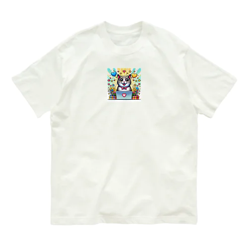 Create_an_illustration_of_a_cat_that_looks_incredi_new オーガニックコットンTシャツ