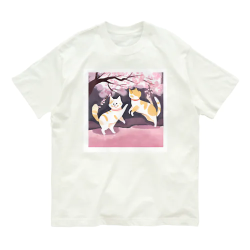 桜で遊ぶ犬と猫 Organic Cotton T-Shirt