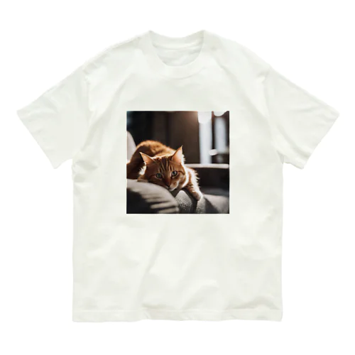 リビングでごろんとする猫 Organic Cotton T-Shirt
