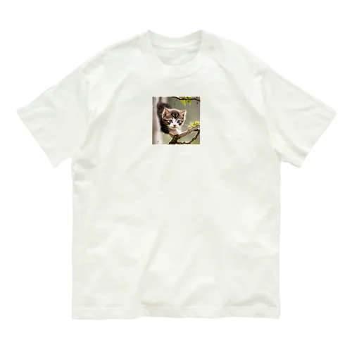 子猫と木 Organic Cotton T-Shirt