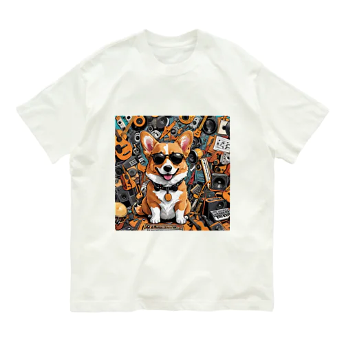 楽器に囲まれているコーギー Organic Cotton T-Shirt