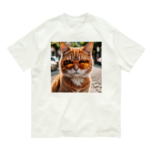 オレンジサングラスをかけた愛らしい猫ちゃん オーガニックコットンTシャツ