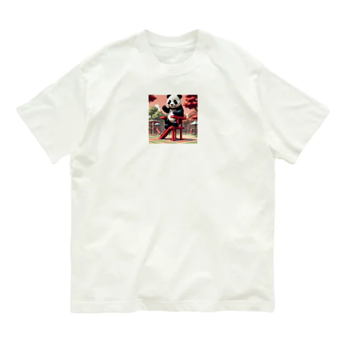 遊具で遊ぶパンダ Organic Cotton T-Shirt