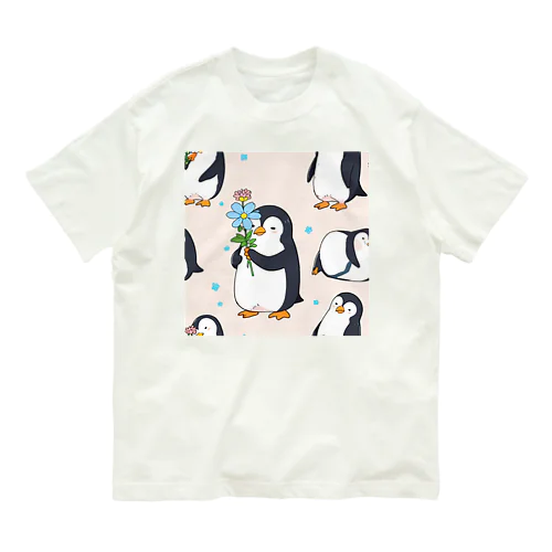 花を持ったかわいいペンギン オーガニックコットンTシャツ