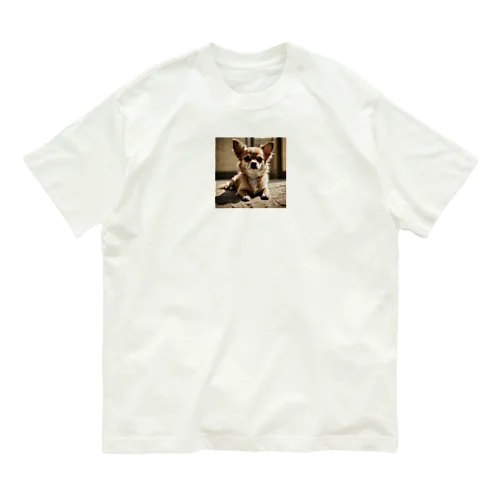 可愛らしいチワワ Organic Cotton T-Shirt