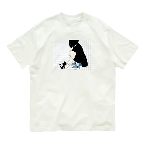 猫を拾う女の子。 Organic Cotton T-Shirt