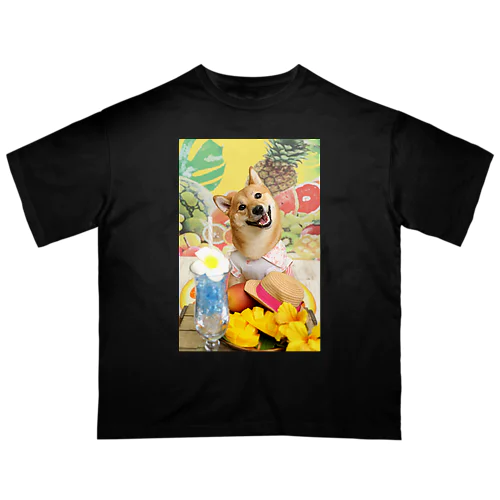 柴犬　真夏のリゾート001 Oversized T-Shirt