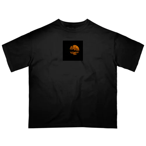 沈黙の月 Oversized T-Shirt