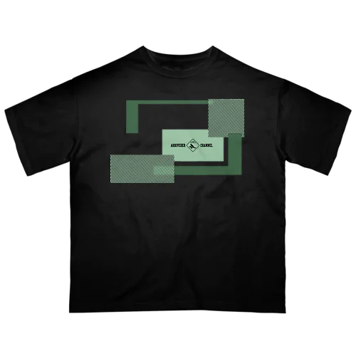 CYBER WINDOW GRN Oversized T-Shirt