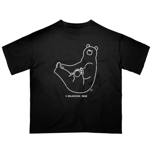 V字バランスするクマ(しろ) オーバーサイズTシャツ