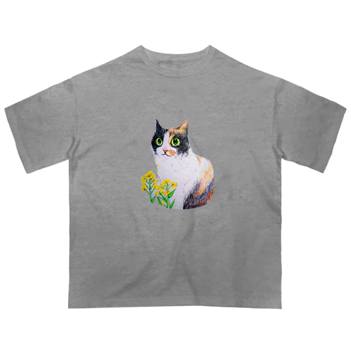 三毛猫と菜の花 オーバーサイズTシャツ