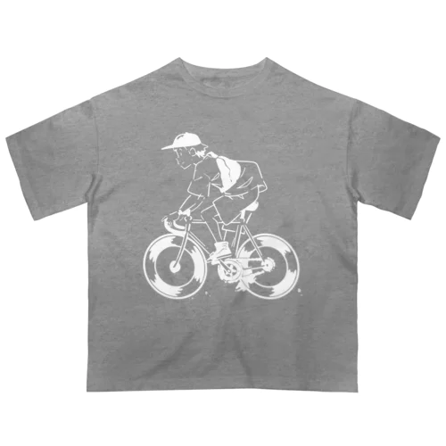 ピストバイクでポタリング オーバーサイズTシャツ