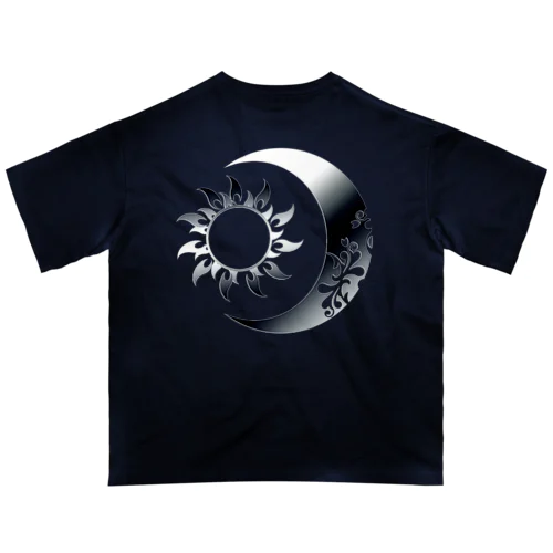 太陽と月 (Silver背面) オーバーサイズTシャツ