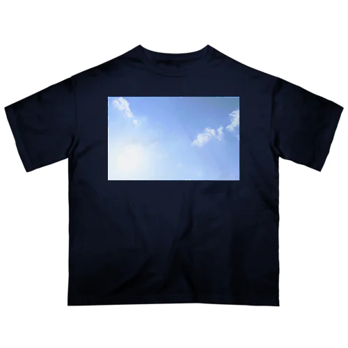 青空、太陽、雲 Oversized T-Shirt