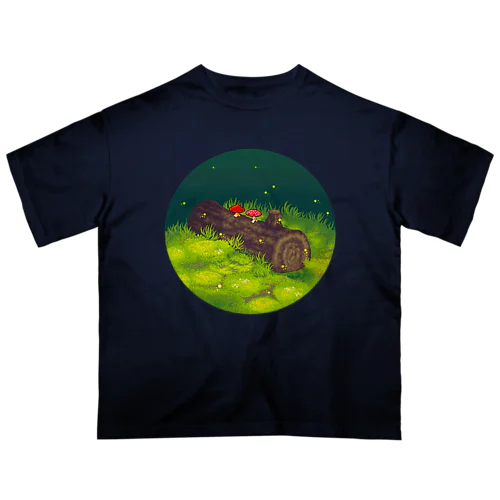 On a fallen tree🌲🍄🍄 オーバーサイズTシャツ