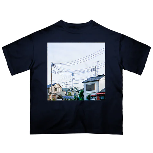 電線と家々 オーバーサイズTシャツ