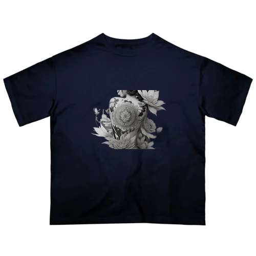 花の入墨 Oversized T-Shirt