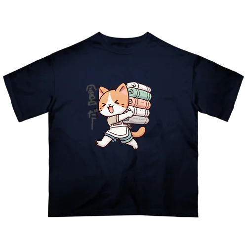 にゃんこ介護士 オーバーサイズTシャツ