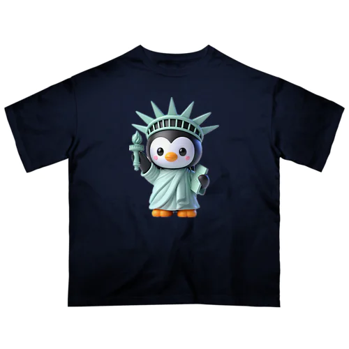 自由のペンギン像 Oversized T-Shirt