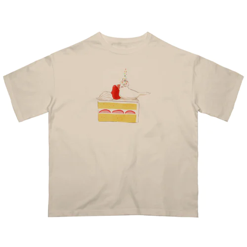 ショートケーキ上の文鳥 オーバーサイズTシャツ