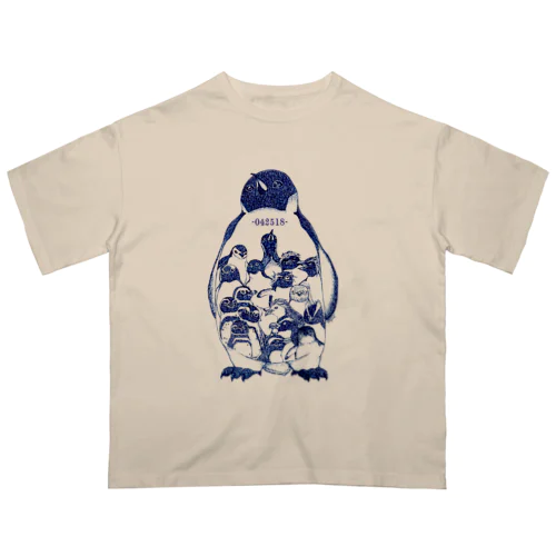 -042518-World Penguins Day Oversized T-Shirt