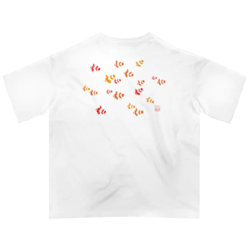 カクレクマノミ Oversized T-Shirt