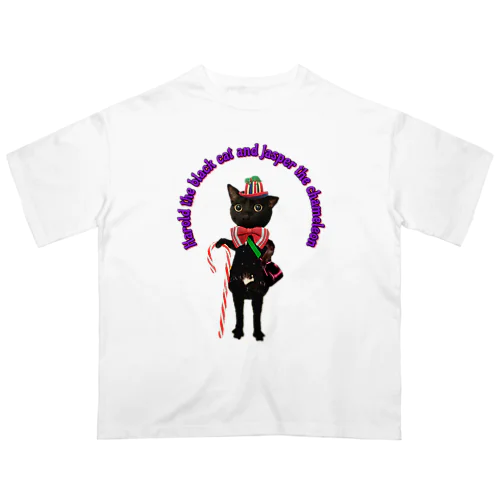 黒猫のハロルドとカメレオンのジャスパー オーバーサイズTシャツ