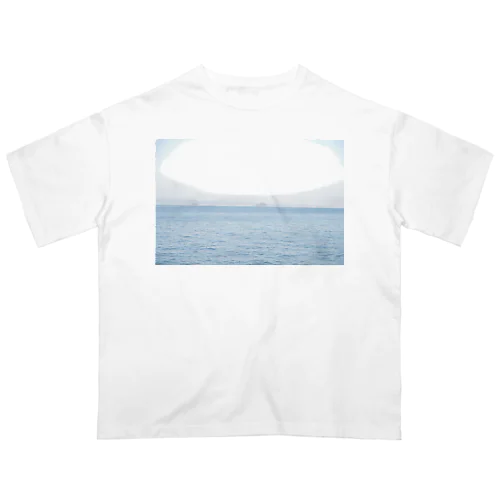 門司港の海 Oversized T-Shirt