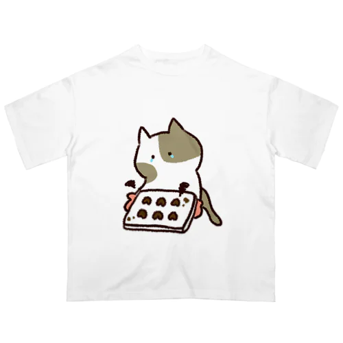 クッキーが焦げちゃった猫ちゃん オーバーサイズTシャツ