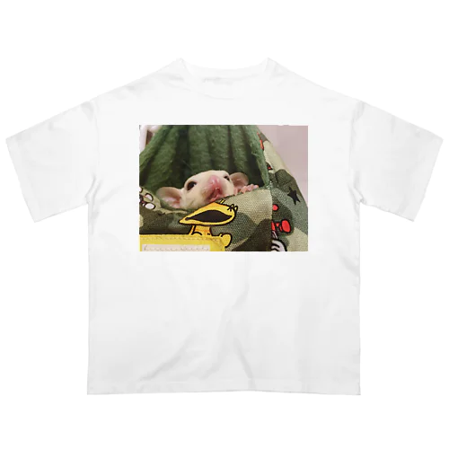 フクロモモンガの変顔 Oversized T-Shirt