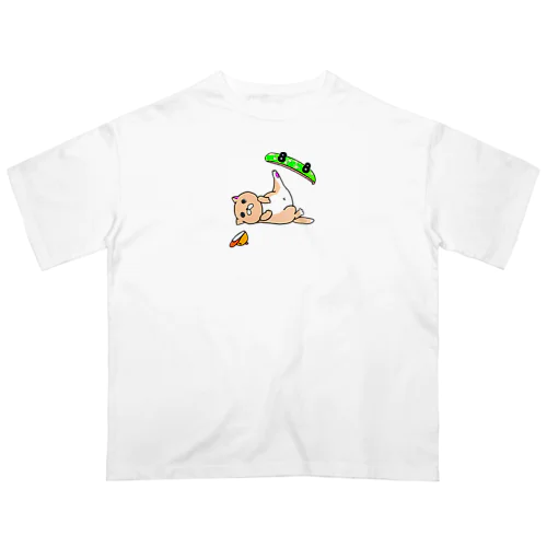 Kitty skateboard スケートボード Oversized T-Shirt