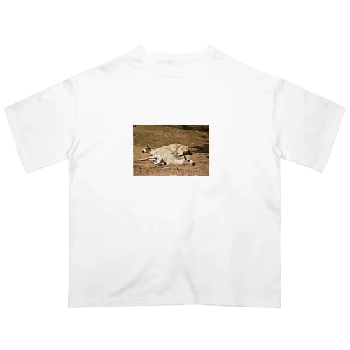 暑さにやられ動物1 Oversized T-Shirt