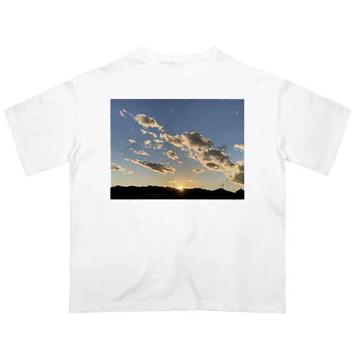 綺麗な空、沈む太陽シリーズ オーバーサイズTシャツ