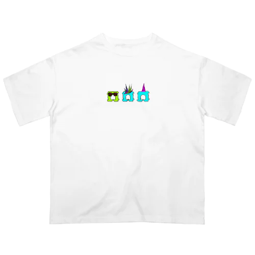 パンク・ロジャーくん Oversized T-Shirt