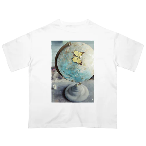 廃校の地球儀 オーバーサイズTシャツ